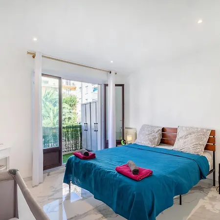 Wilson Juan Les Pins 6 Couchages 100m Des Plages Apartment Antibes
