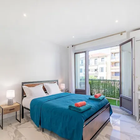 Wilson Juan Les Pins 6 Couchages 100m Des Plages Apartment Antibes